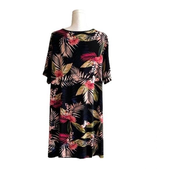 Avenue Plus Black Liv Tropical Print Pleat Short Sleeve Tunic Top Size 20 NEW - Picture 6 of 15
